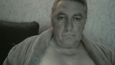 Snapshot of edje59a chatting on November 2025 11:36:02 PM Eddy online show from November 2025 11:36:02 PM