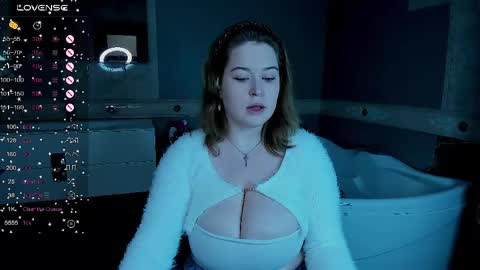 ednaadamse online show from April 2026 08:09:02 AM