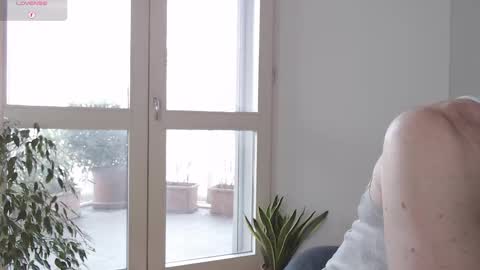 Snapshot of edosilver chatting on March 2025 09:23:02 AM Edo Silver online show from March 2025 09:23:02 AM