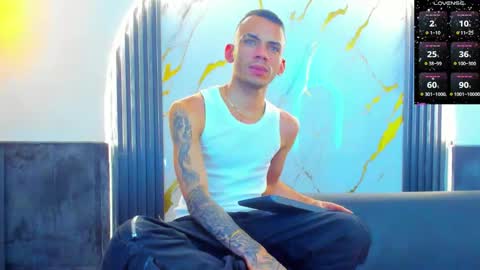 Edward Colleman online show from November 2025 03:16:02 AM