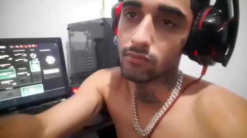 Snapshot of edward_johnsonn chatting on September 2025 05:32:01 AM edward_johnsonn online show from September 2025 05:32:01 AM