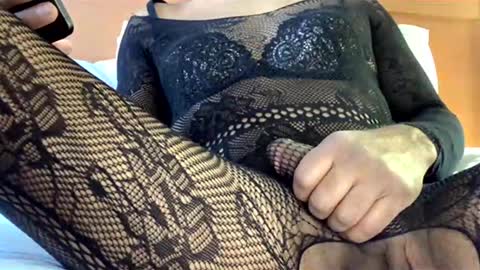 Edwardjojo22 online show from April 2026 10:42:02 PM