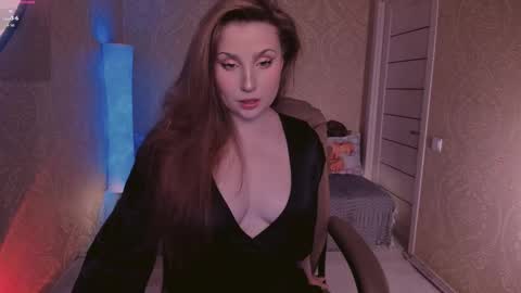 eesmaaarr online show from September 2025 11:41:02 PM