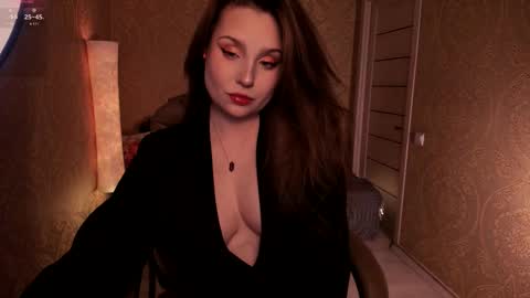 Snapshot of eesmaaarr chatting on February 2026 11:42:02 PM eesmaaarr online show from February 2026 11:42:02 PM