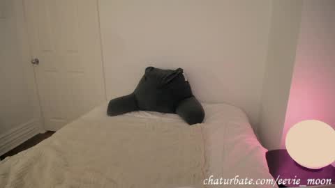 eevie online show from May 2026 05:47:02 AM