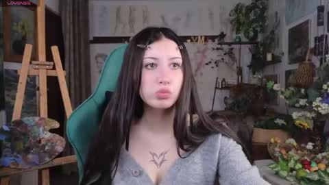 effiemeowley online show from April 2026 09:49:01 AM