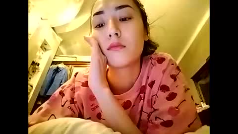 Snapshot of effy007 chatting on March 2025 02:40:02 PM Effy online show from March 2025 02:40:02 PM