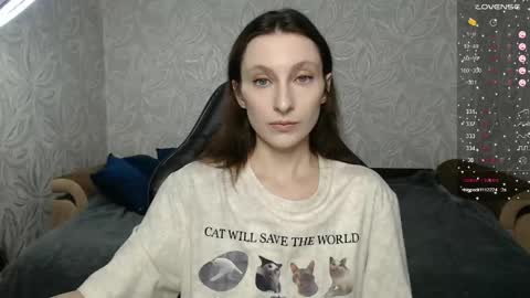 Snapshot of effy_gray chatting on April 2026 09:23:02 PM Anna online show from April 2026 09:23:02 PM