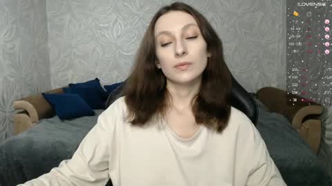 Snapshot of effy_gray chatting on April 2026 08:57:02 PM Anna online show from April 2026 08:57:02 PM