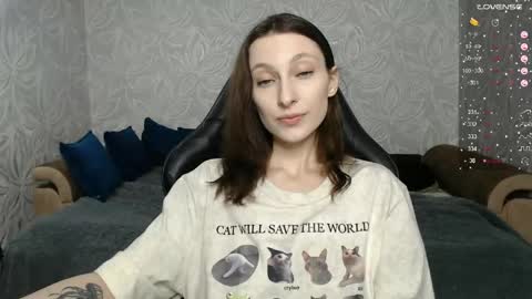 Snapshot of effy_gray chatting on May 2026 08:06:02 PM Anna online show from May 2026 08:06:02 PM