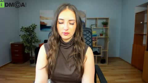 Effy Royse online show from June 2026 05:32:02 AM