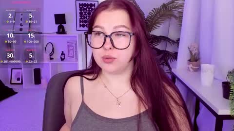 Effy online show from December 2025 01:53:01 PM