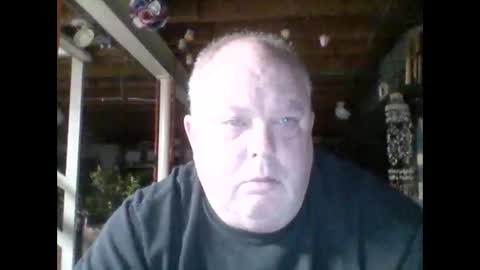 Snapshot of efriff chatting on April 2026 11:12:01 AM efriff online show from April 2026 11:12:01 AM