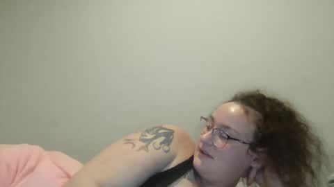 Snapshot of egyptiancottxn chatting on December 2025 04:54:01 AM Egyptiancottxn online show from December 2025 04:54:01 AM