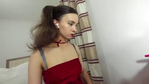 Snapshot of ehotlovea chatting on June 2026 06:04:02 AM Erik and Alice online show from June 2026 06:04:02 AM
