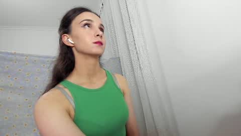 Snapshot of ehotlovea chatting on June 2026 07:38:01 PM Erik and Alice online show from June 2026 07:38:01 PM