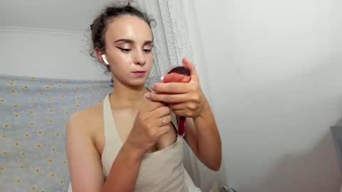 Snapshot of ehotlovea chatting on June 2026 10:23:01 PM Erik and Alice online show from June 2026 10:23:01 PM