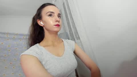 Snapshot of ehotlovea chatting on July 2026 05:57:01 AM Erik and Alice online show from July 2026 05:57:01 AM
