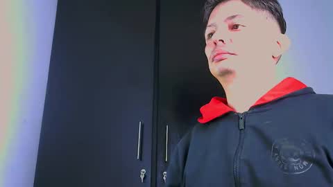 Snapshot of eider122 chatting on February 2026 02:52:02 AM EIder online show from February 2026 02:52:02 AM