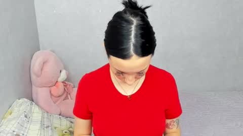 eileenmoores online show from March 2026 04:24:02 PM