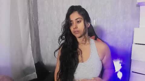 Snapshot of eiliyn_01 chatting on November 2025 01:33:01 PM Eilyn online show from November 2025 01:33:01 PM