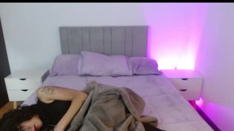 eilynro7 online show from January 2026 02:49:01 AM