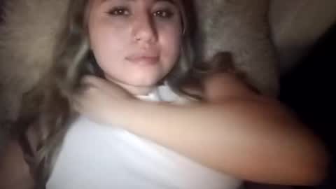 EIMY   MODEL INDEPENDENT online show from February 2026 06:19:02 AM