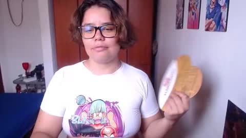 Snapshot of eimy_saenzz chatting on November 2025 03:33:02 PM eimy_saenzz online show from November 2025 03:33:02 PM