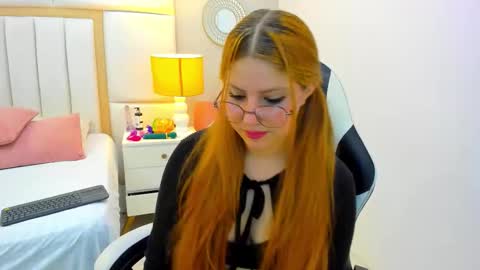 EimmyJones online show from November 2025 03:18:02 AM