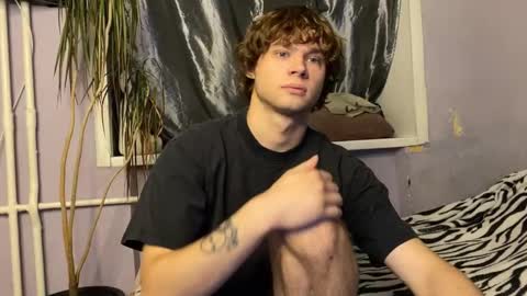 Eitan online show from November 2025 03:02:01 PM