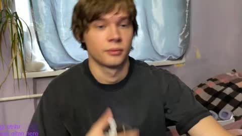 Eitan online show from November 2025 10:04:02 AM