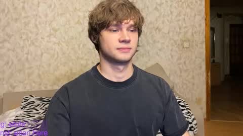 Eitan online show from December 2025 08:07:02 PM