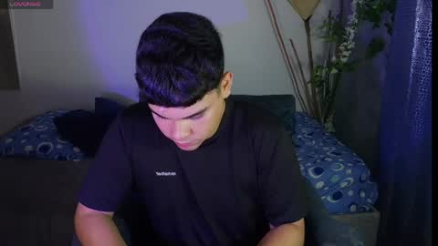 Eithan online show from April 2026 09:40:02 PM