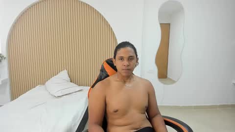 ekko_s online show from May 2026 12:10:01 PM