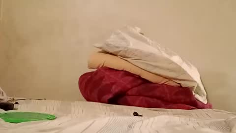 Snapshot of el131140 chatting on February 2025 02:59:02 AM Sebastin online show from February 2025 02:59:02 AM