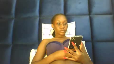 petite online show from February 2026 09:11:01 PM