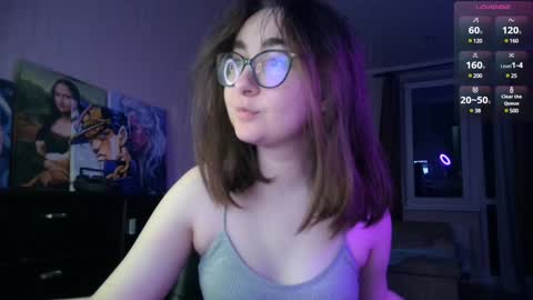 Snapshot of el_sweety chatting on December 2024 03:11:02 PM If you like it when I meow give me a thumbs up online show from December 2024 03:11:02 PM