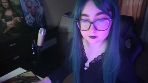 Snapshot of el_sweety chatting on February 2025 02:48:02 PM If you like it when I meow give me a thumbs up online show from February 2025 02:48:02 PM