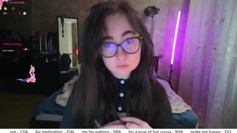 If you like it when I meow give me a thumbs up online show from December 2025 12:23:02 PM