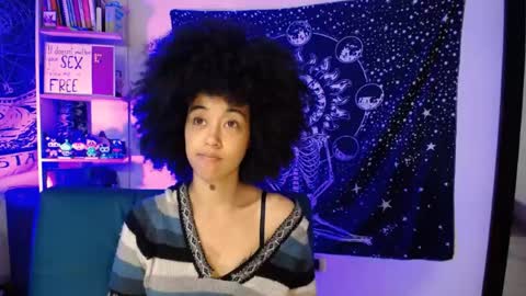 Snapshot of ela_0 chatting on July 2026 05:38:01 AM Ela Help me reach 100 thumbs up online show from July 2026 05:38:01 AM