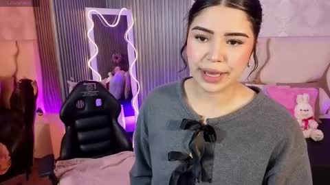 ela_tay1 online show from April 2026 07:09:02 PM