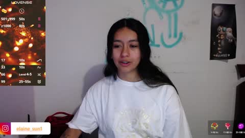 Snapshot of elaine_sun chatting on December 2024 04:18:02 AM Elaine eli online show from December 2024 04:18:02 AM