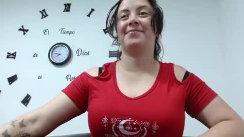 Snapshot of elamurray02 chatting on February 2026 04:55:02 PM elammurray online show from February 2026 04:55:02 PM