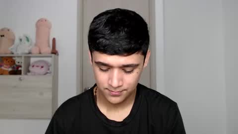 elandor online show from December 2025 08:36:02 PM