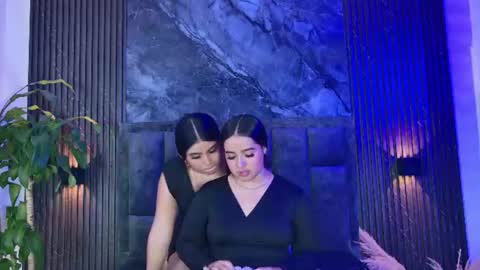 elara_and_amber online show from June 2026 02:05:02 AM