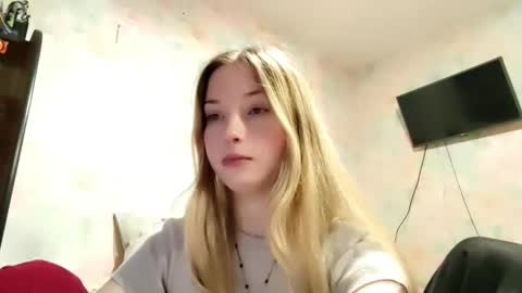 MIa online show from March 2026 12:09:01 PM