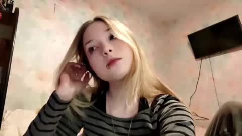 MIa online show from April 2026 11:02:02 AM