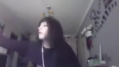 Lia online show from May 2026 07:46:02 AM