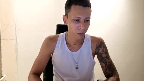 Snapshot of elchicletv chatting on September 2025 12:48:02 AM El CHICLE TV - SHOW online show from September 2025 12:48:02 AM