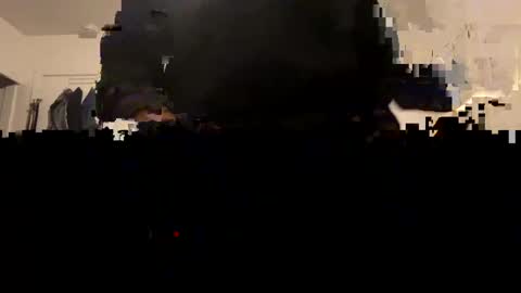 Snapshot of elckdog chatting on October 2025 03:48:02 AM elckdog online show from October 2025 03:48:02 AM